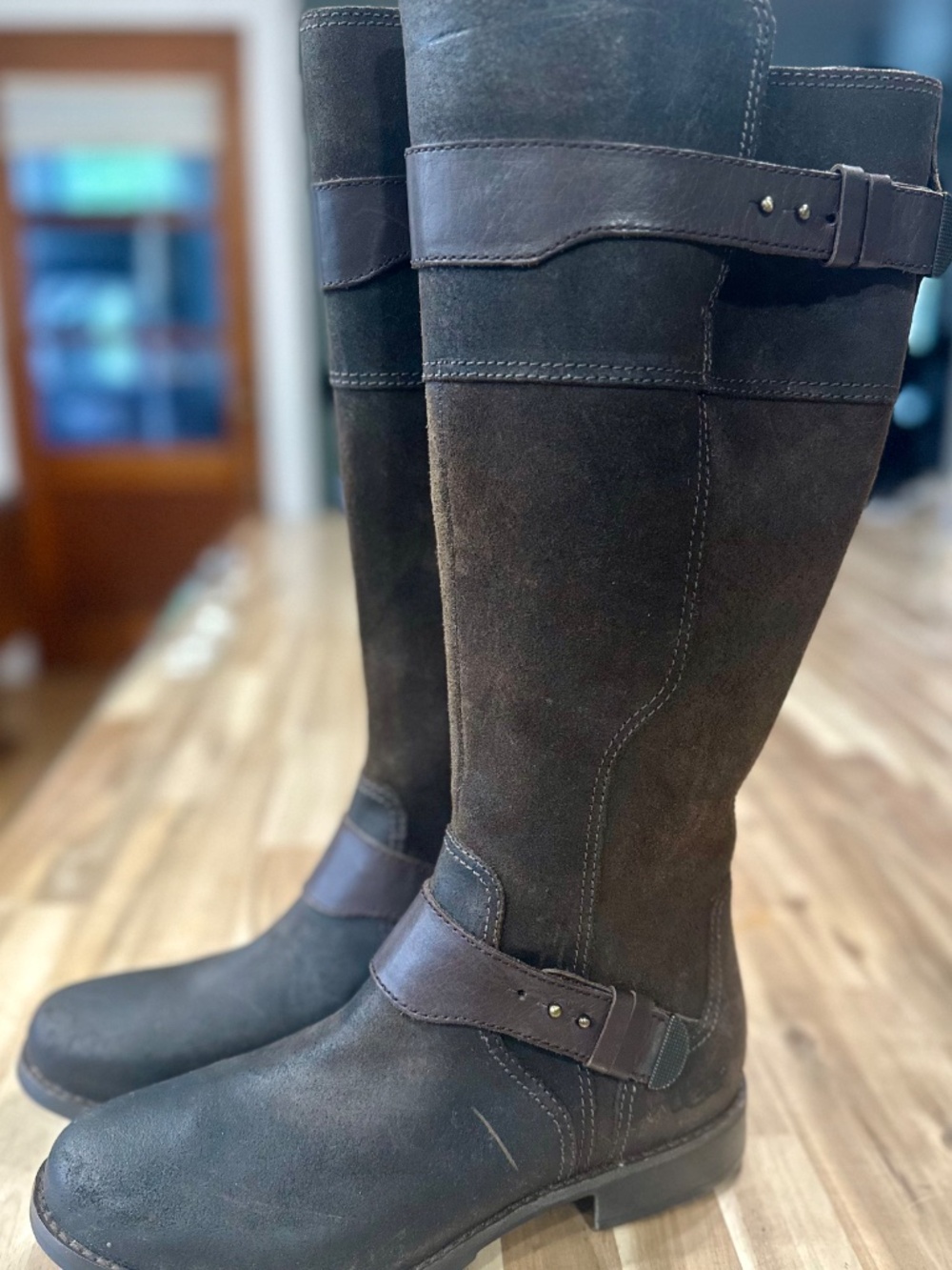 UGG DAYLE LODGE LEATHER RIDING BOOTS Size 9 - Picture 2 of 6